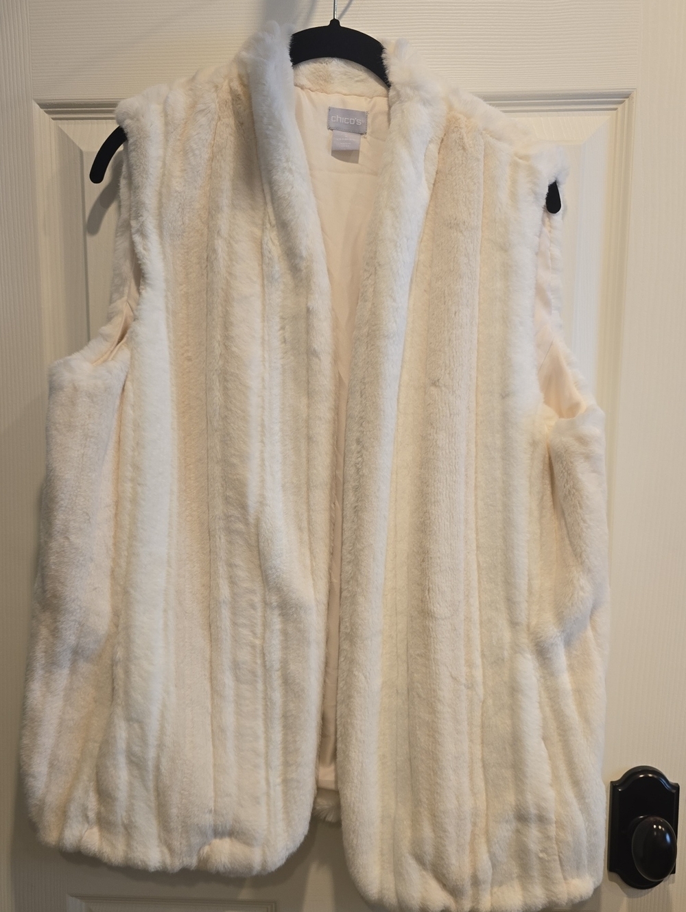 Chico's Plush Ivory Faux Fur Vest Chico's Size 2 (Large)